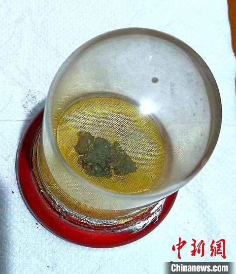 黄埔后人忆往事：一块弹片陪父亲过了50多年